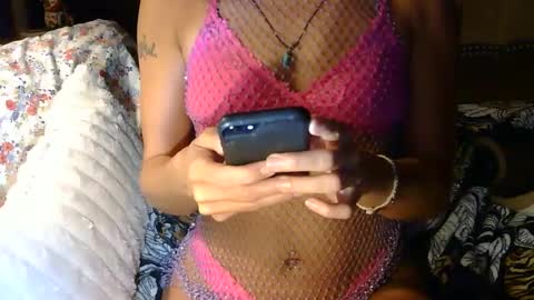 Snapshot of longlegstammy chatting on September 2025 12:43:02 AM Cutenurse91 online show from September 2025 12:43:02 AM