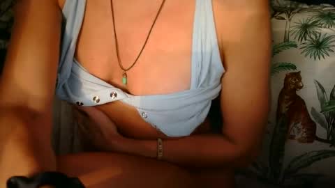 Snapshot of longlegstammy chatting on September 2025 12:51:02 PM Cutenurse91 online show from September 2025 12:51:02 PM