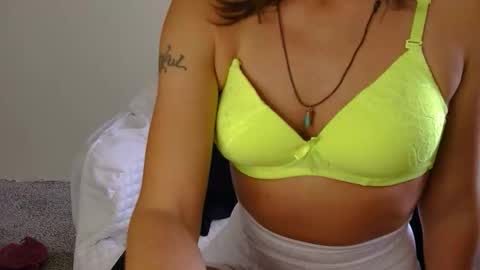 Snapshot of longlegstammy chatting on October 2025 08:21:02 PM Cutenurse91 online show from October 2025 08:21:02 PM