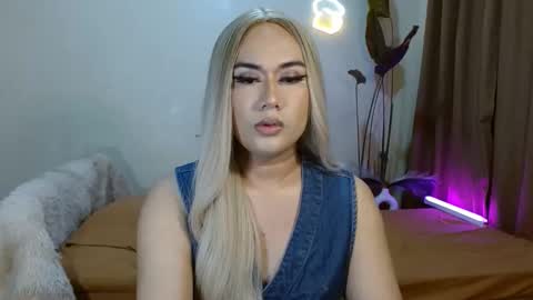 Snapshot of longoria_crawford chatting on September 2025 04:18:01 PM My Lover Dadddy roberto online show from September 2025 04:18:01 PM