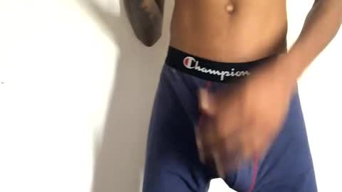 Snapshot of longshaft_ chatting on November 2025 03:34:02 PM longshaft_ online show from November 2025 03:34:02 PM