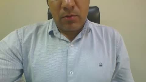 Snapshot of longthick1985 chatting on April 2026 07:47:02 AM Lleida-man online show from April 2026 07:47:02 AM