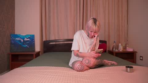 Snapshot of lookatmehabibi_ chatting on November 2025 02:07:01 PM Adele Ellie and Lou Sally Dana and Bonnie online show from November 2025 02:07:01 PM