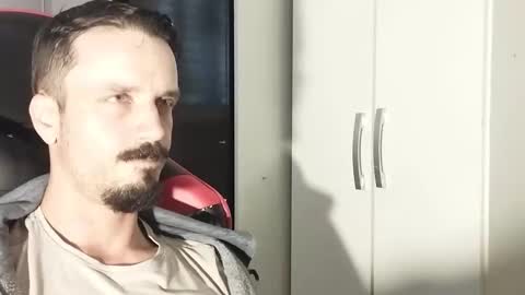 Snapshot of lookaz4010 chatting on December 2024 12:51:02 PM Lucas online show from December 2024 12:51:02 PM