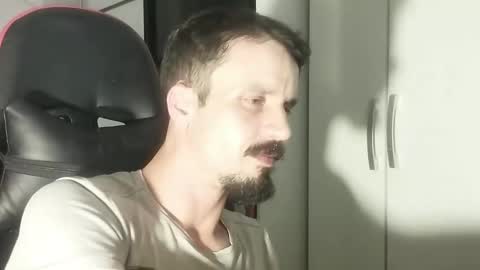 Snapshot of lookaz4010 chatting on December 2024 10:47:01 PM Lucas online show from December 2024 10:47:01 PM