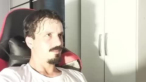 Snapshot of lookaz4010 chatting on February 2025 05:53:01 PM Lucas online show from February 2025 05:53:01 PM