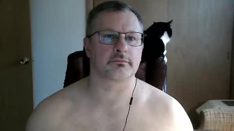 Snapshot of lookin75 chatting on March 2026 01:16:01 PM lookin75 online show from March 2026 01:16:01 PM