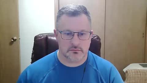Snapshot of lookin75 chatting on March 2026 03:56:01 AM lookin75 online show from March 2026 03:56:01 AM