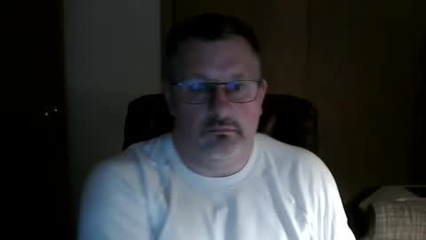 Snapshot of lookin75 chatting on April 2026 03:35:02 AM lookin75 online show from April 2026 03:35:02 AM