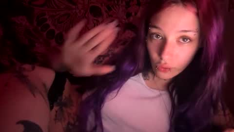 lookingforlona online show from September 2025 04:03:01 AM