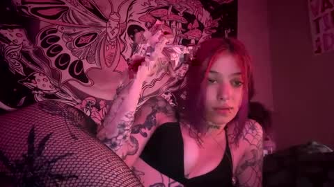 lookingforlona online show from September 2025 04:43:02 PM