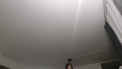 Snapshot of loolaunshaved chatting on November 2025 09:48:01 PM loolaunshaved online show from November 2025 09:48:01 PM