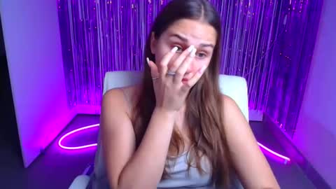 Lora online show from September 2025 05:31:01 AM