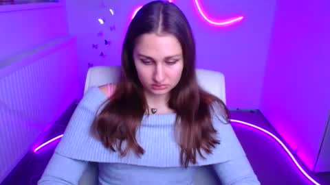 Lora online show from November 2025 06:46:01 AM