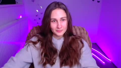 Lora online show from February 2026 06:52:01 AM