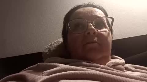 Lora online show from December 2024 03:54:02 PM