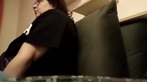 Lora online show from January 2025 08:28:01 PM