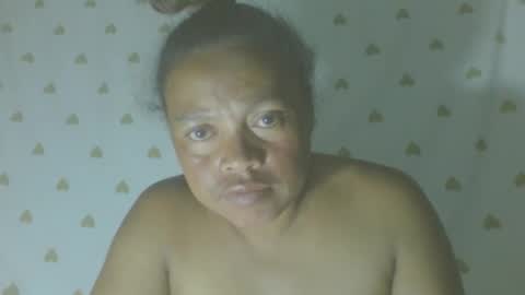 Snapshot of lorahvane chatting on January 2026 05:45:01 AM LorahVane online show from January 2026 05:45:01 AM