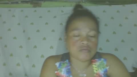 LorahxVane online show from May 2026 12:10:01 PM