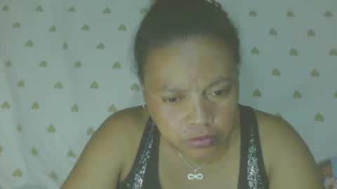 LorahxVane online show from May 2026 11:59:01 AM