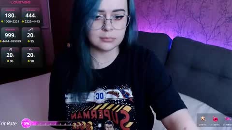 Snapshot of loramoonnn chatting on December 2024 02:27:01 AM Lora online show from December 2024 02:27:01 AM