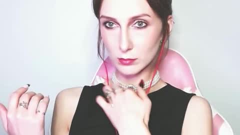 Snapshot of loravinaa chatting on April 2026 01:39:01 AM Lora online show from April 2026 01:39:01 AM