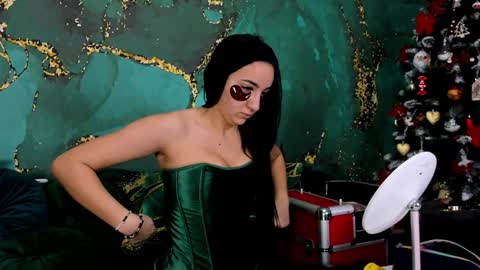 Miss online show from December 2024 02:10:02 PM