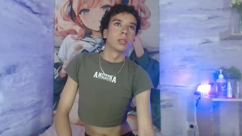 Tayron online show from March 2026 04:40:02 AM