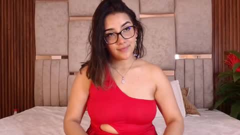 Snapshot of lorein_dim chatting on October 2025 09:14:02 PM Lorein online show from October 2025 09:14:02 PM