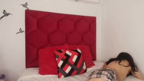 LORELI online show from January 2026 03:20:01 AM