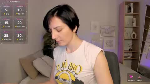 Snapshot of loren_daze chatting on July 2026 02:00:01 PM Loren online show from July 2026 02:00:01 PM