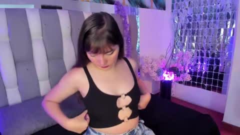 Loren   online show from June 2026 12:29:01 PM