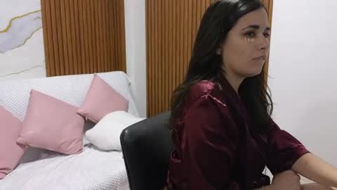 Snapshot of loren_tay chatting on April 2026 03:04:02 AM Loren online show from April 2026 03:04:02 AM
