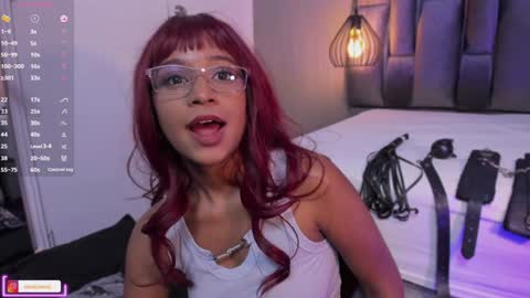 Snapshot of lorena_vieira_ chatting on February 2025 10:11:01 PM Lorena Vieira online show from February 2025 10:11:01 PM