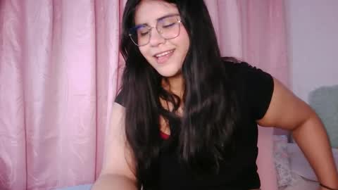 sofia online show from December 2025 05:14:01 AM