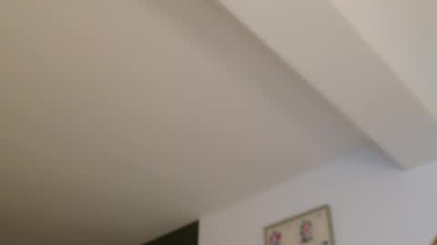 Amelia online show from October 2025 06:52:01 PM