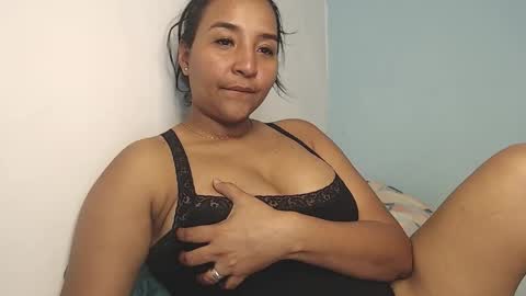 Loretta Gmez online show from February 2026 02:27:02 AM