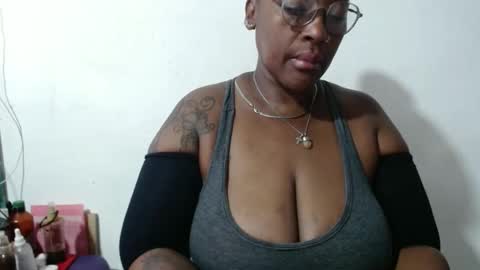 loretybighot online show from February 2025 11:58:01 AM