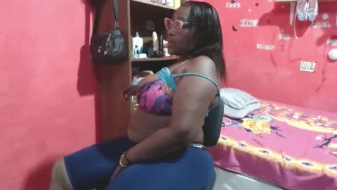 loretybighot online show from September 2025 02:11:02 PM