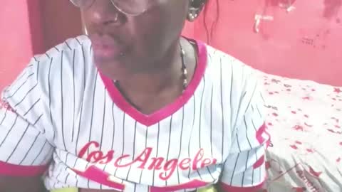 Snapshot of loretybighot chatting on April 2026 12:44:02 PM loretybighot online show from April 2026 12:44:02 PM