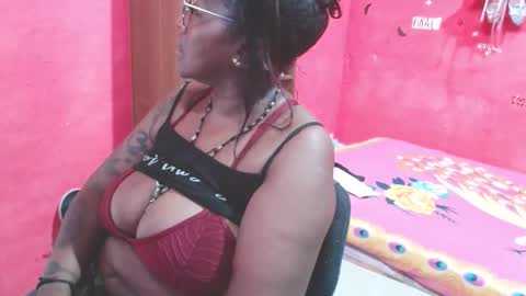 Snapshot of loretybighot chatting on May 2026 04:36:02 PM loretybighot online show from May 2026 04:36:02 PM