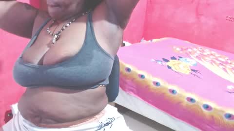 Snapshot of loretybighot chatting on May 2026 02:00:02 PM loretybighot online show from May 2026 02:00:02 PM