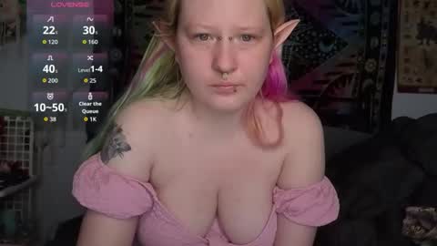 Snapshot of loricritter2 chatting on May 2026 10:55:01 AM Lori Critter online show from May 2026 10:55:01 AM