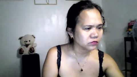 Snapshot of lorraine_cola chatting on September 2025 05:03:01 PM Lorraine online show from September 2025 05:03:01 PM