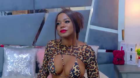 lorraine_johnson online show from April 2026 10:14:02 PM