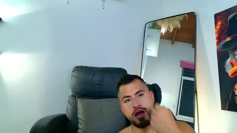 JUAN  JUAN online show from March 2026 08:26:33 AM