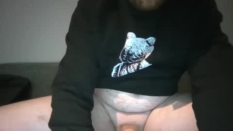 Snapshot of losertobiass chatting on April 2026 09:27:01 PM losertobiass online show from April 2026 09:27:01 PM