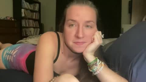 lothlori online show from November 2025 02:22:01 AM