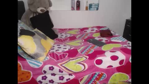 lou_anna02 online show from September 2025 10:24:02 PM