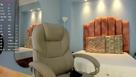 Snapshot of lou_rosse chatting on February 2026 08:19:02 PM Lou Rosse online show from February 2026 08:19:02 PM